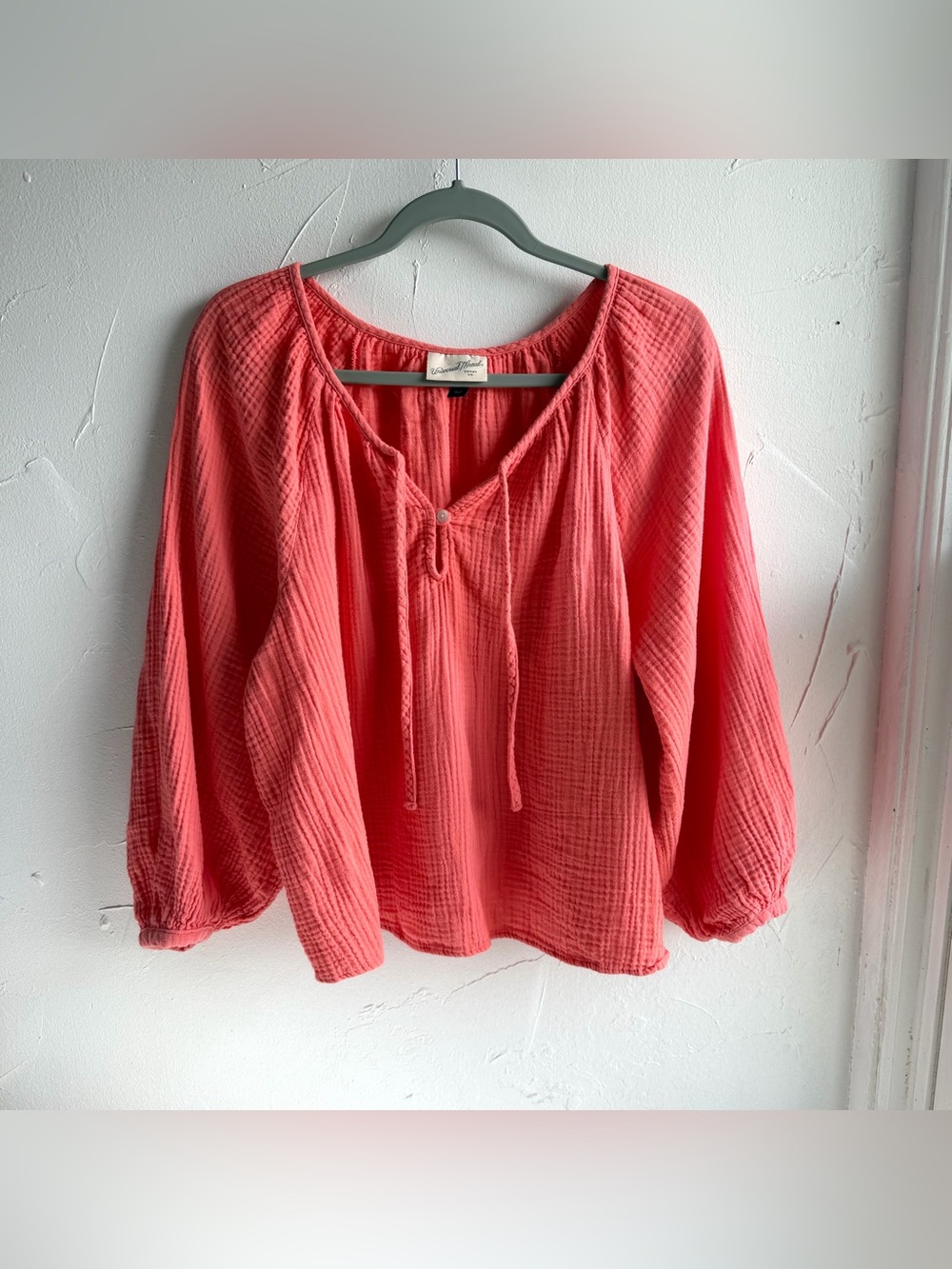 Universal Thread Balloon Long Sleeve Everyday Blouse - Coral Red Size L